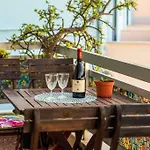 Апартаменти Anerades Center Rhodes City