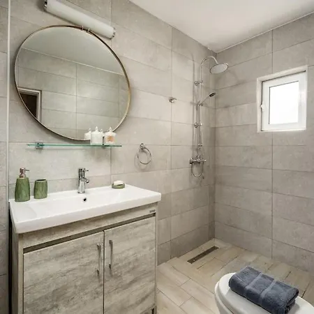 Anerades Center Apartament *